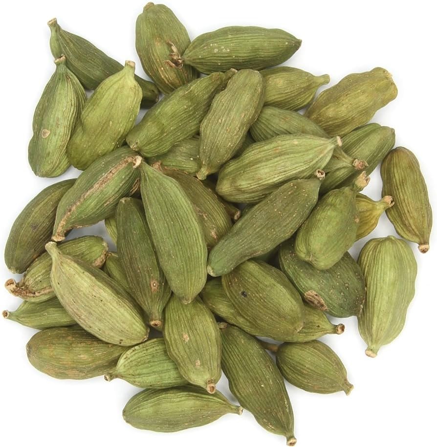 Bold and standard Guatemalan green cardamom pods